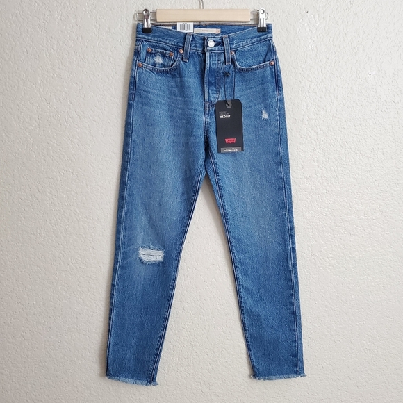 Levi's WEDGIE Premium High Rise  Jeans size 25 - Picture 9 of 10